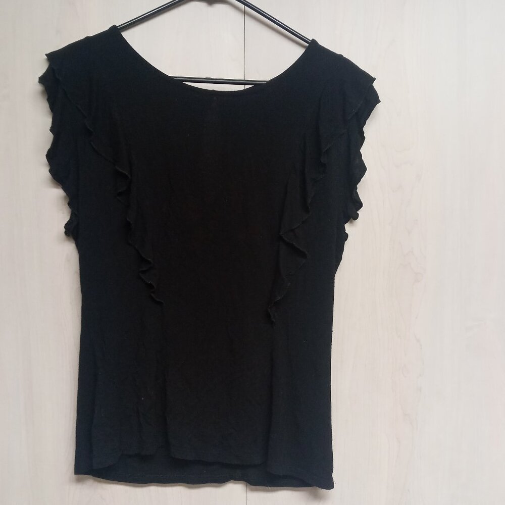 Black Side Ruffles Sleeveless Top With Keyhole Back -  Fashion To Figure